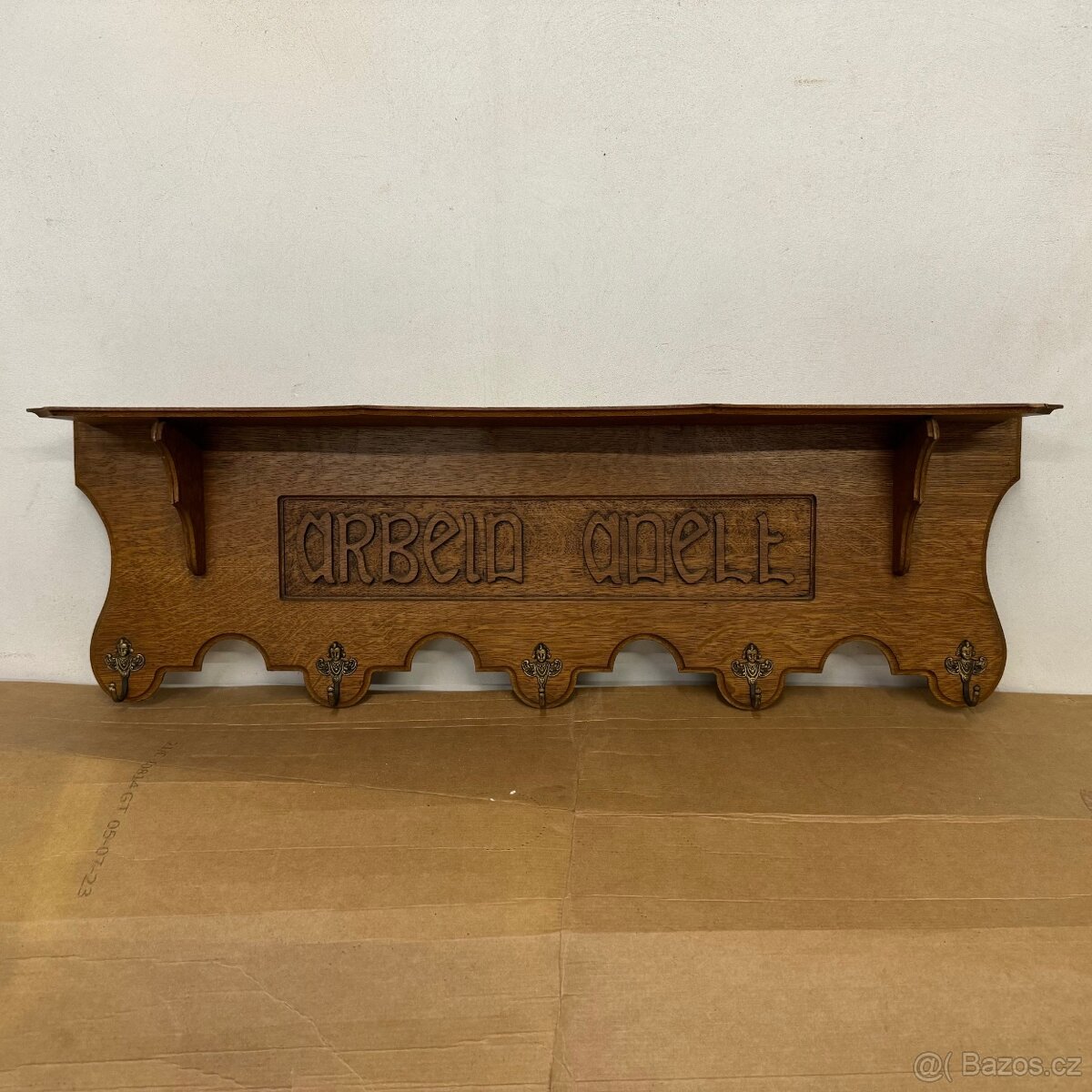 Starožitný rustikální věšák - 2