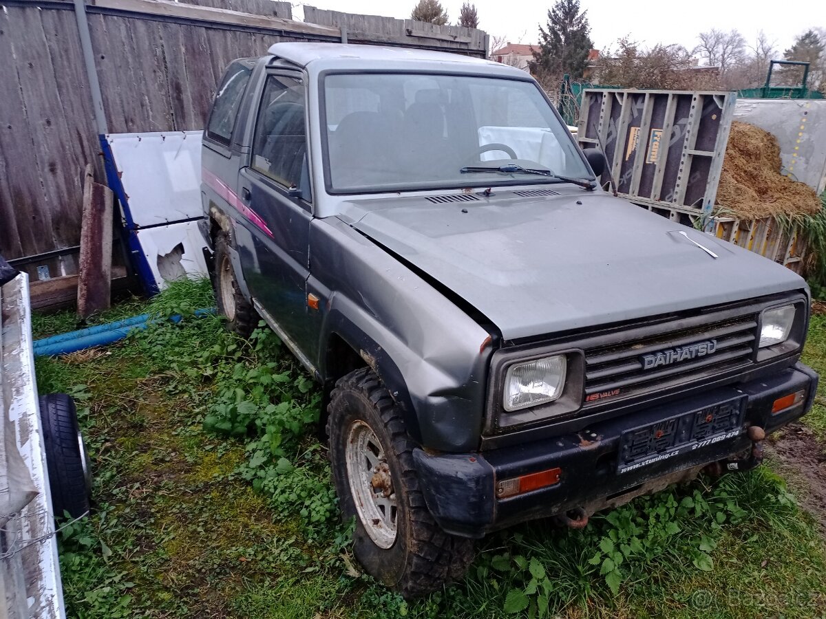 Daihatsu feroza - 2