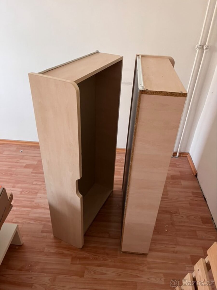 Postel se šuplíky - 2