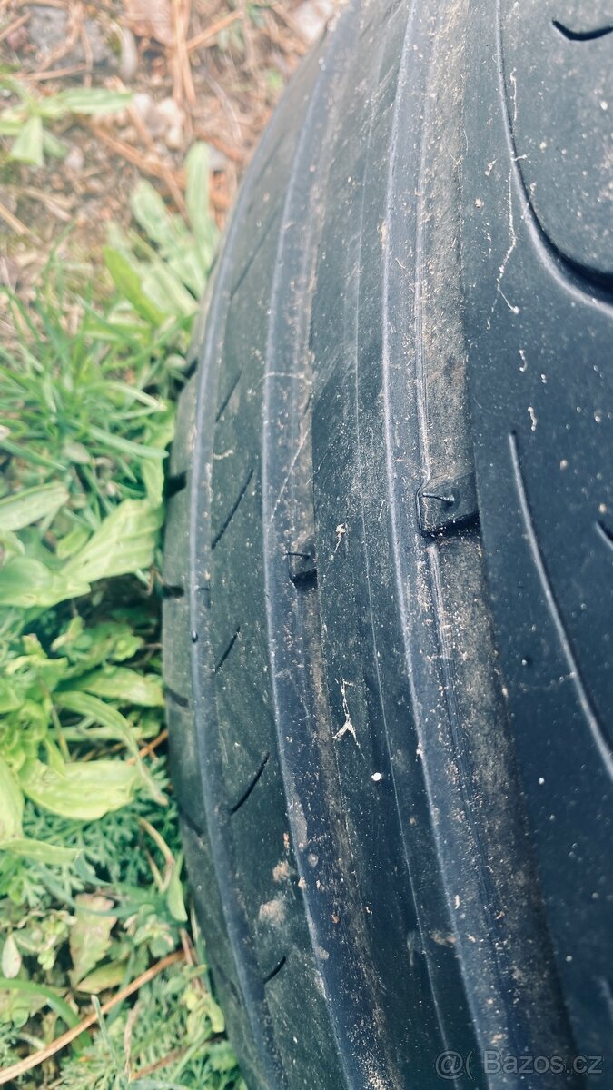 Kola + pneu 255/40/R18 - 2