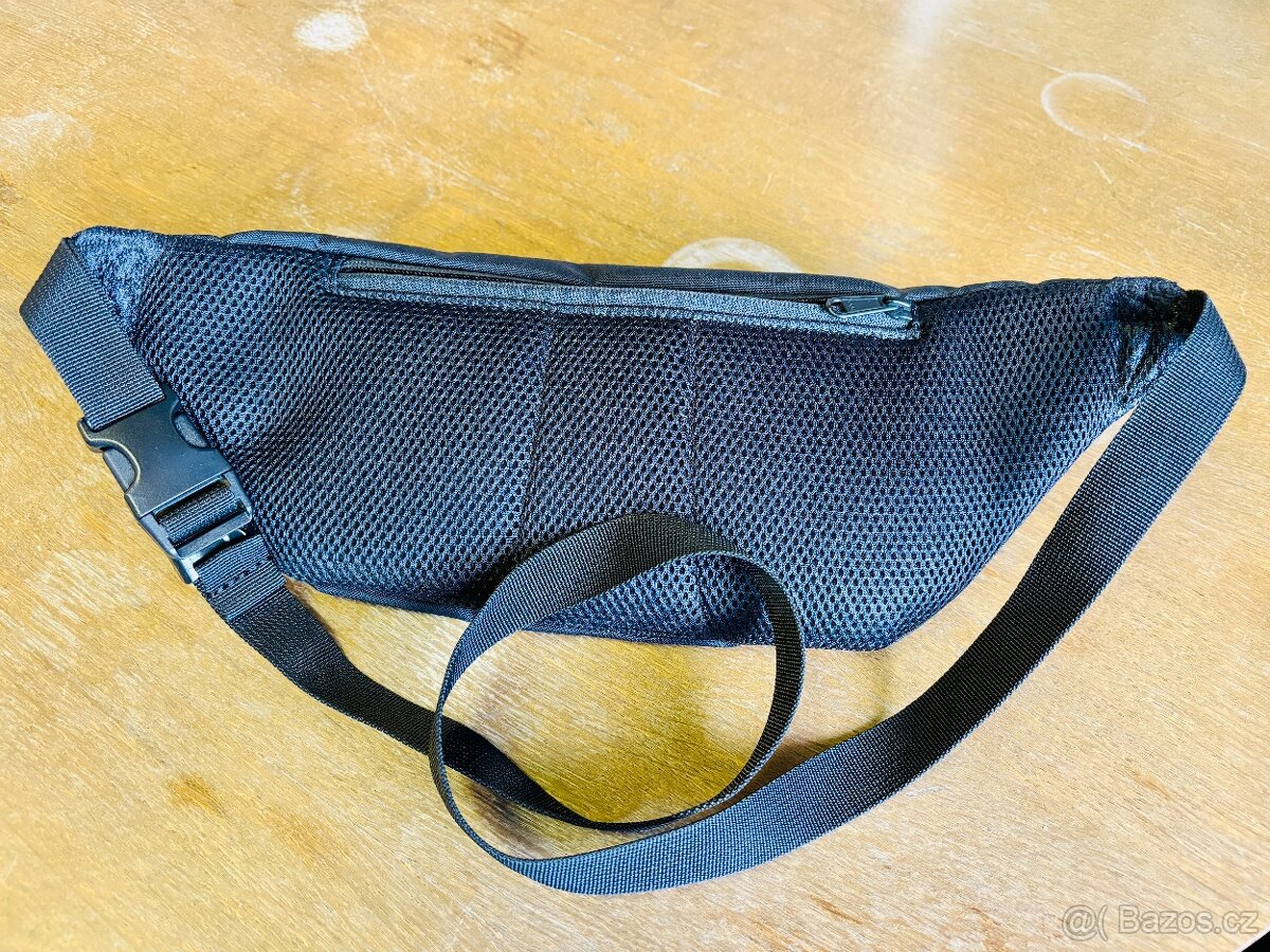 Ledvinka CabinZero Hip Pack 2l - 2