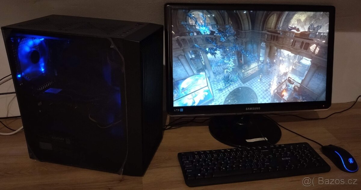 Herní PC s Ryzen 4500, RX 6600 XT a 23" 1080p monitorem - 2