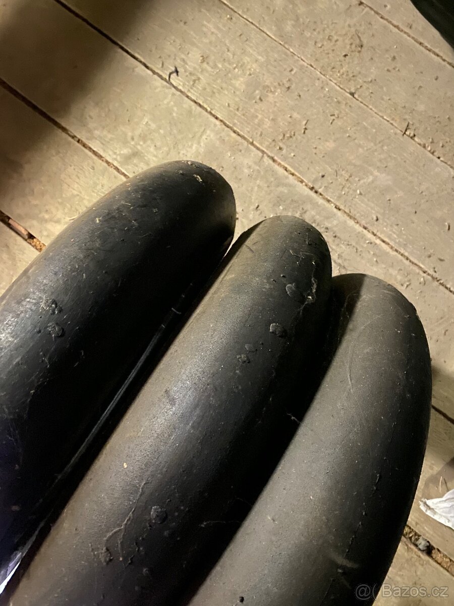 Pneu 125/80 R16 - 2