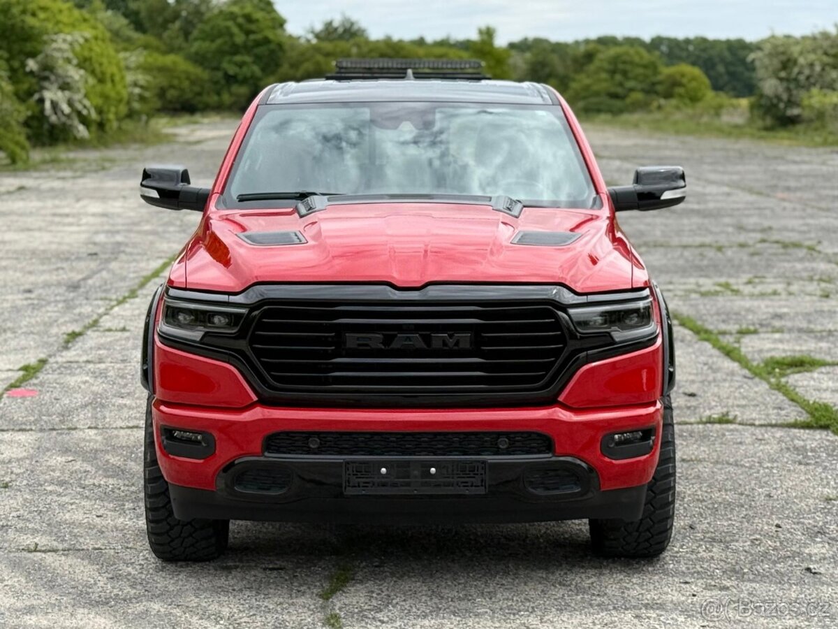 DODGE RAM 1500 5,7 HEMI 2022 GT 14 000 km