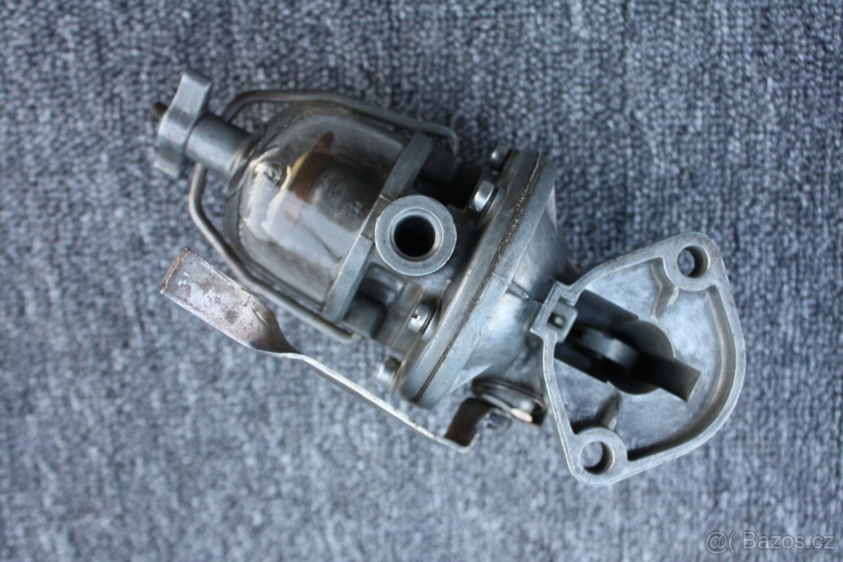Tatra 600 Tatraplan - AC pumpa Solex DP 31-294-330 - 2