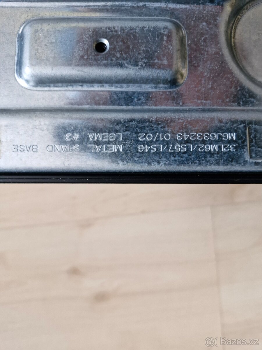 držák monitoru - 2