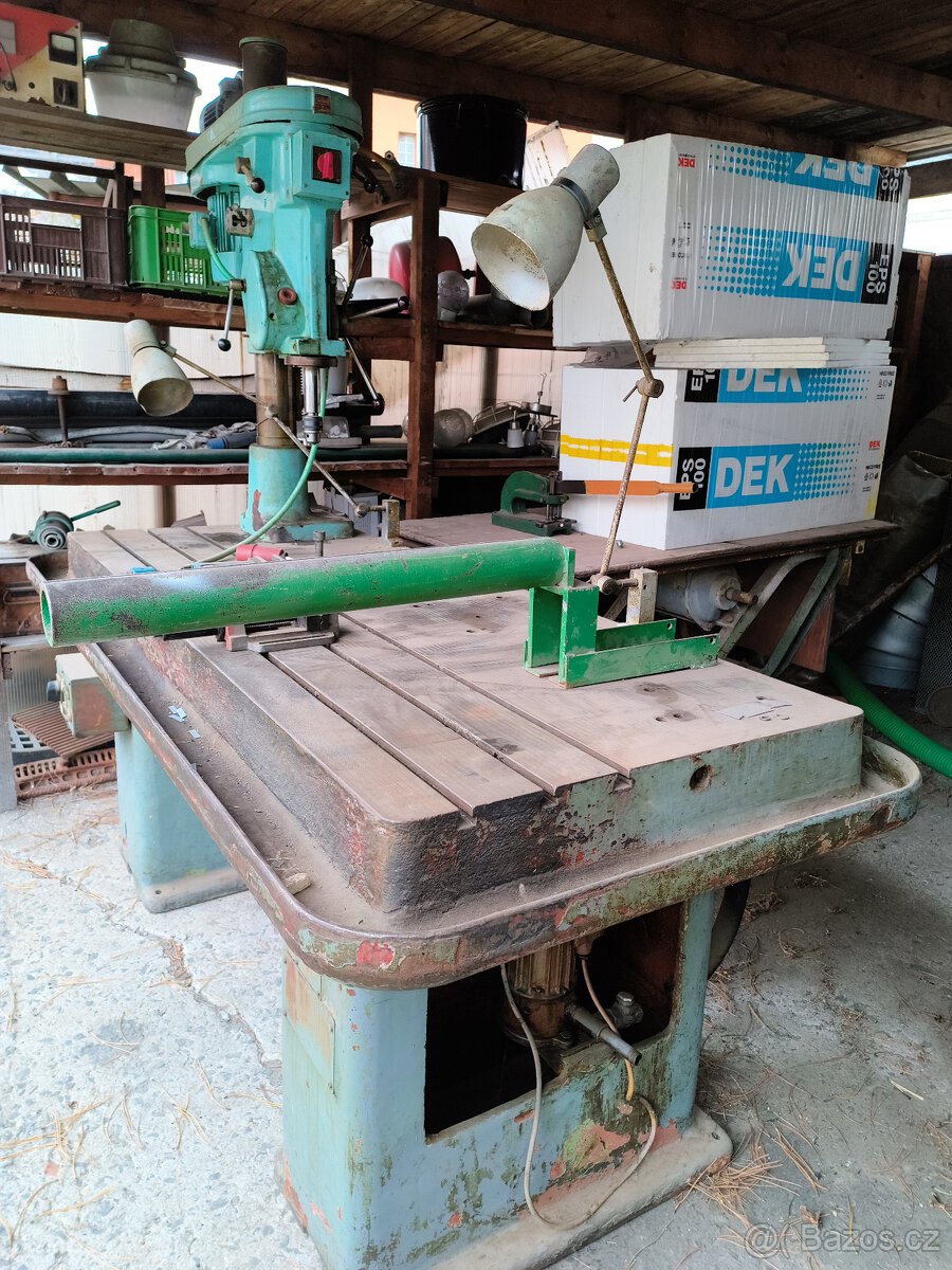 Sloupová vrtačka včetně stolu - 2
