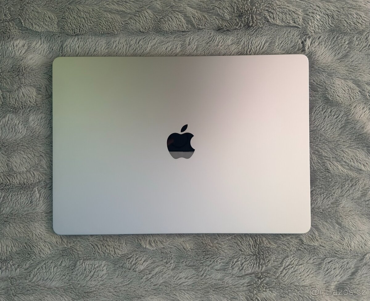 Apple MacBook Air 15" M2 - 2
