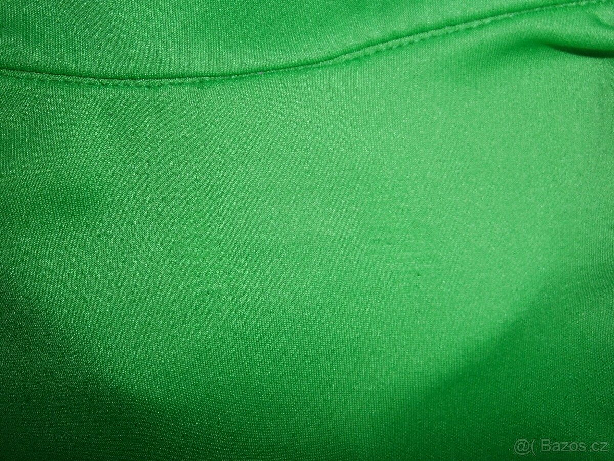 funkční trika/mikiny vel. 146/152-balíkovna 50 Kč - 2