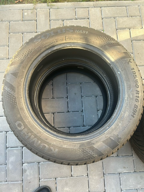 Zimní pneu 195/60 R16 - 2