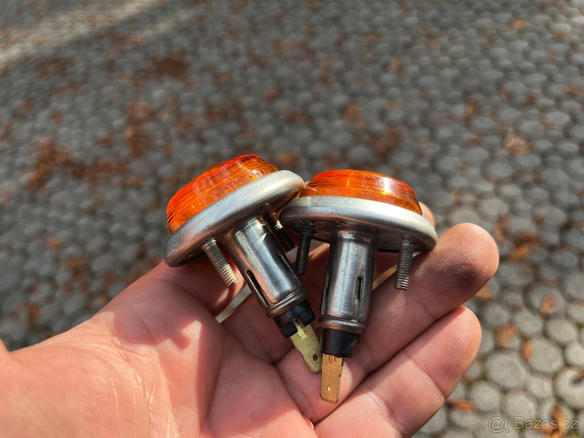 Prodám blinkry na Lada VAZ - uloženky - 2