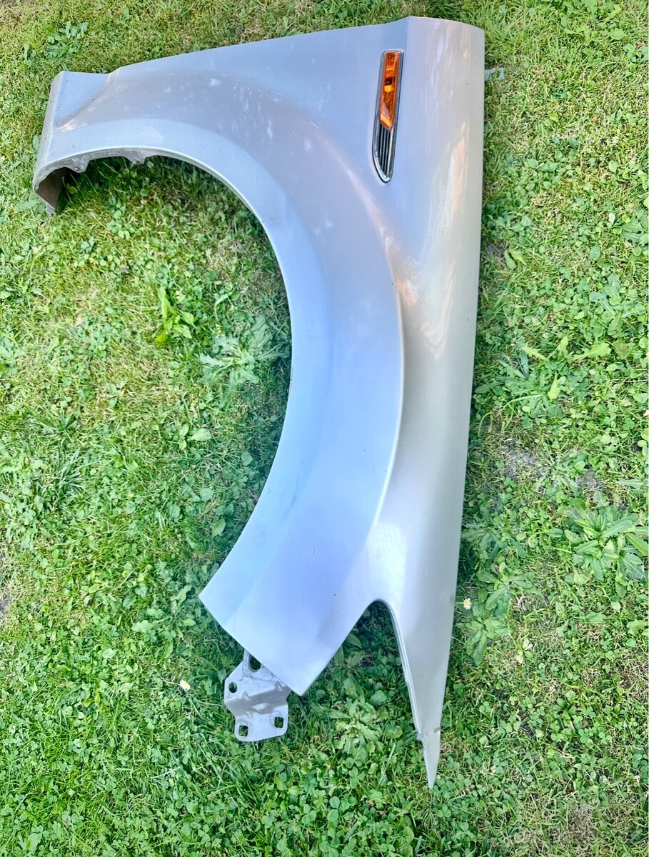 Přední blatník Ford Mondeo MK4 - 2