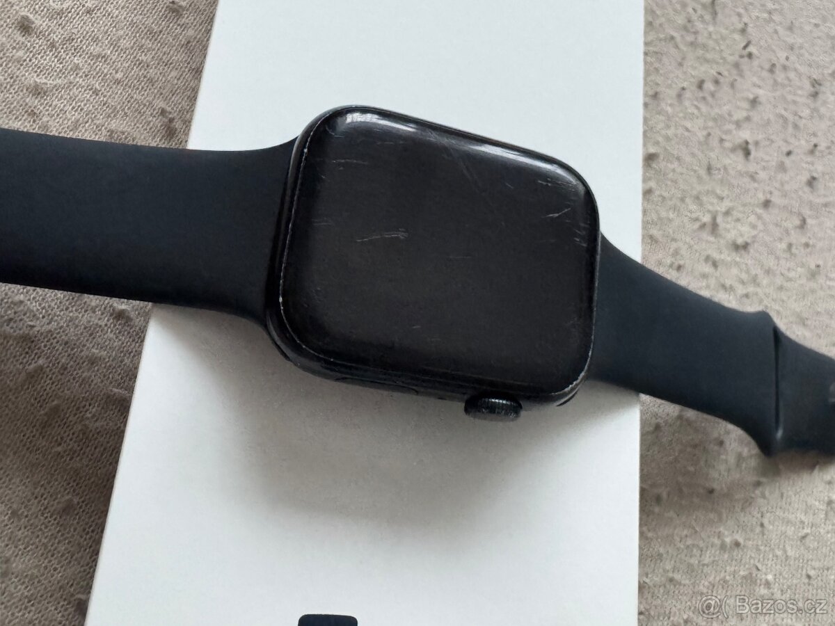 Apple Watch series 8 45mm - 2