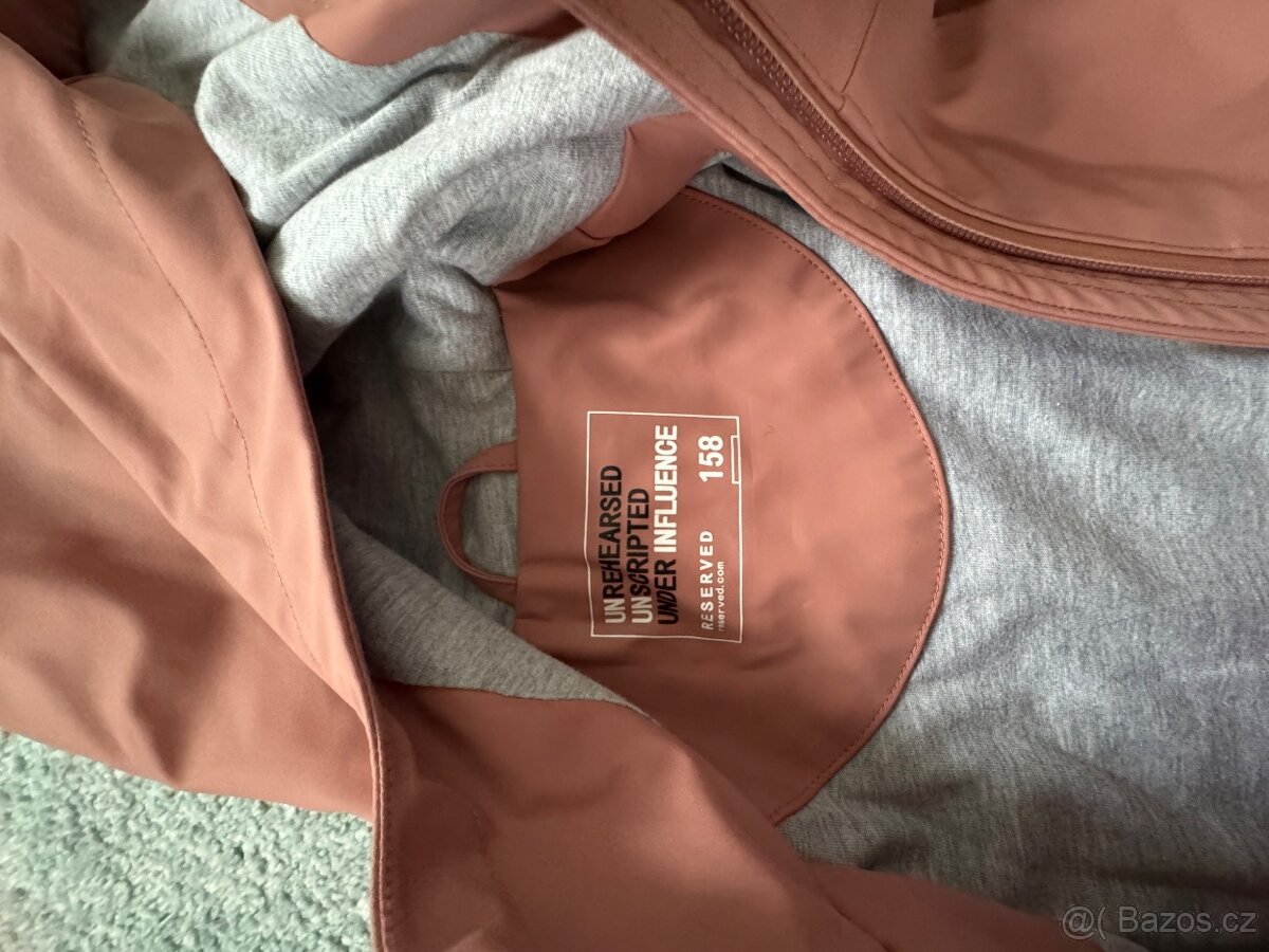 Nepromokavá dívčí bunda - 2