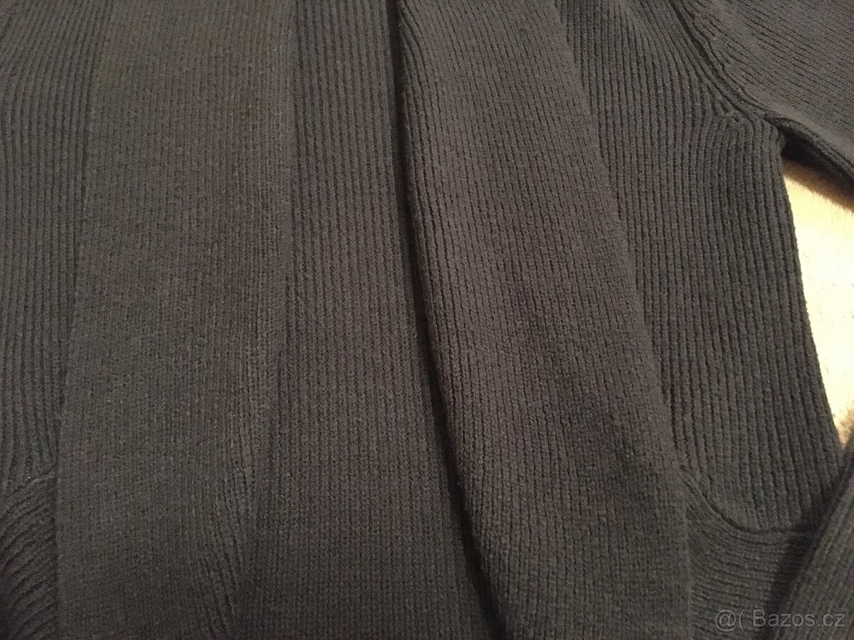 Svetr HM vel S - 2