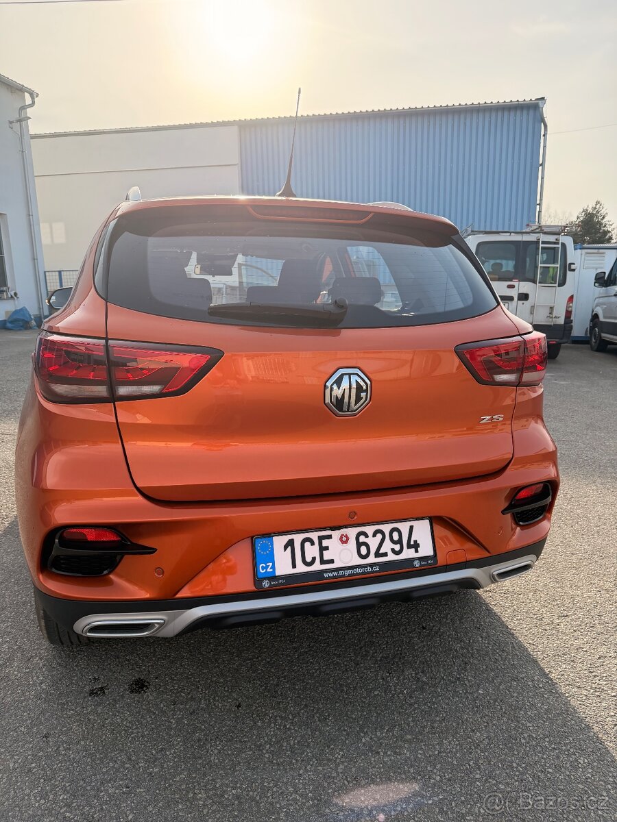 MG ZS 1.5 VTi Essential Plus - 2