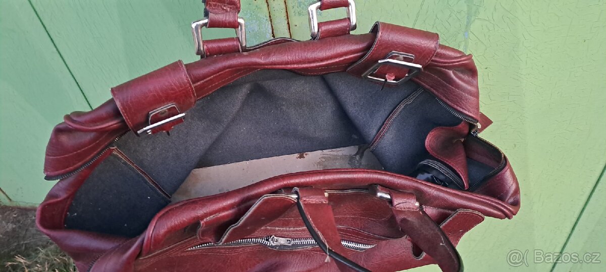 Kabelky a tašky - 2