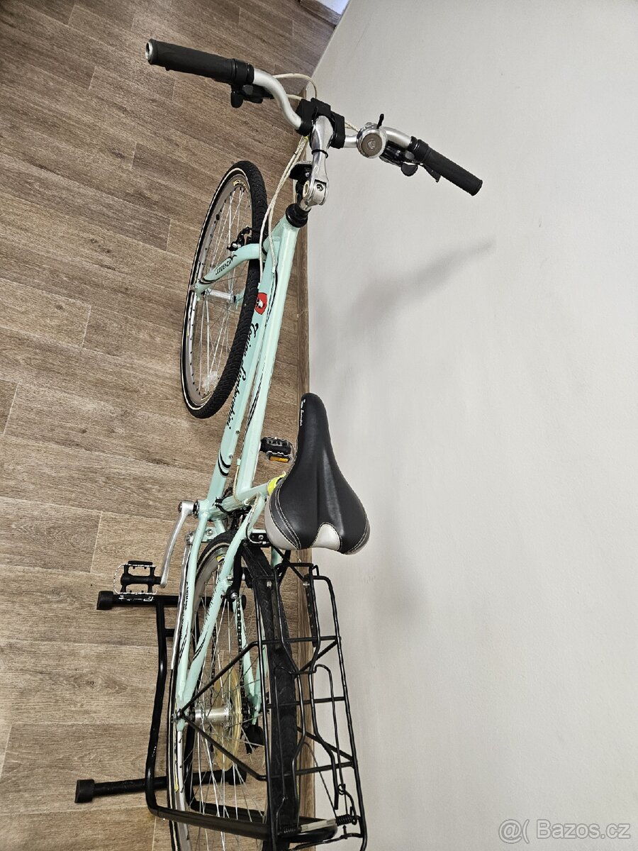 Krásné dámské kolo - 2