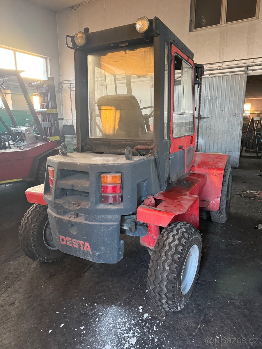 Desta DVMH 3522 TXK panorama - 2