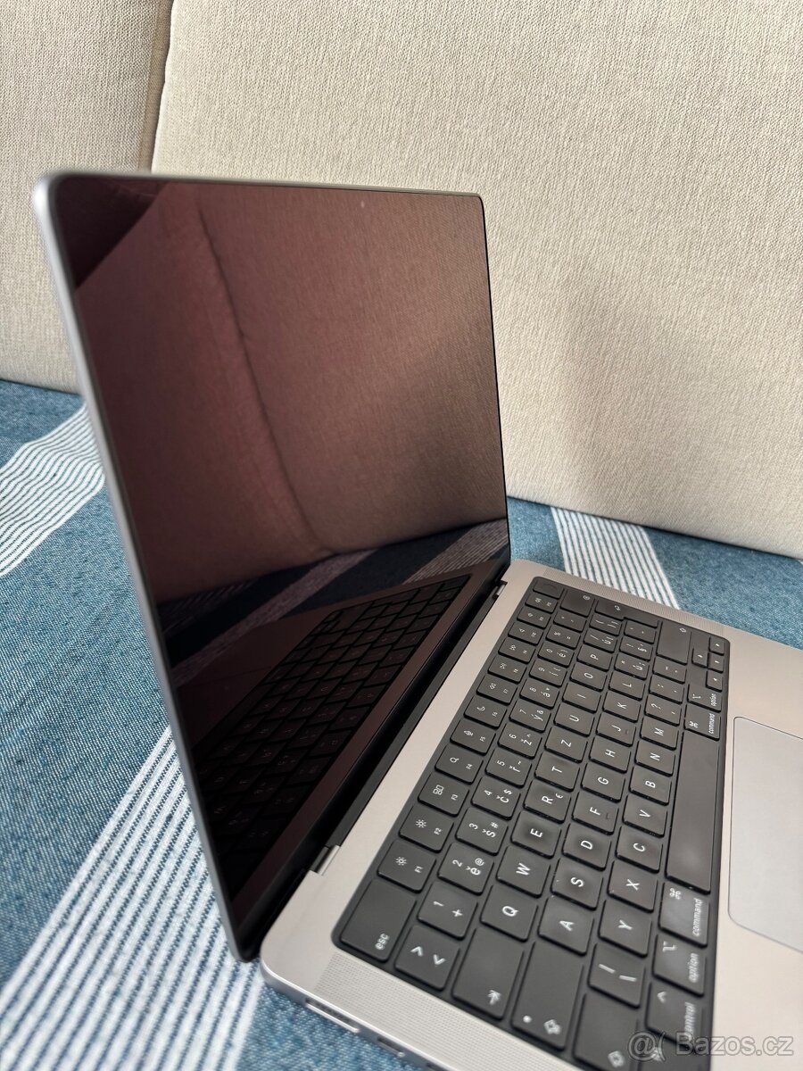 Macbook Pro 14" M1 Pro 8‑CPU 14‑GPU, 512GB Space Grey - 2