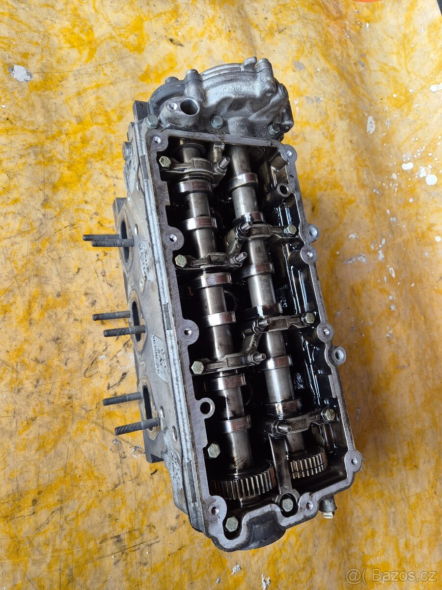 Hlava motoru - 2