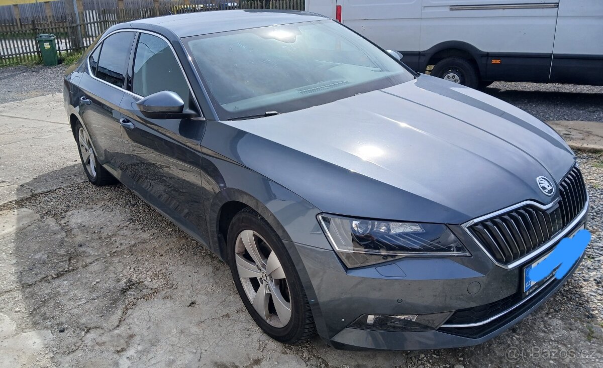 SKODA Superb 2TDI 110kw ambition - 2