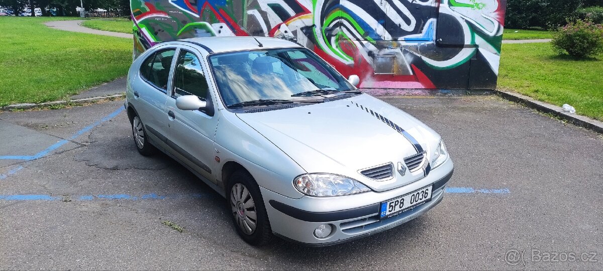 Renault Megane 1.4 70 kw - 2
