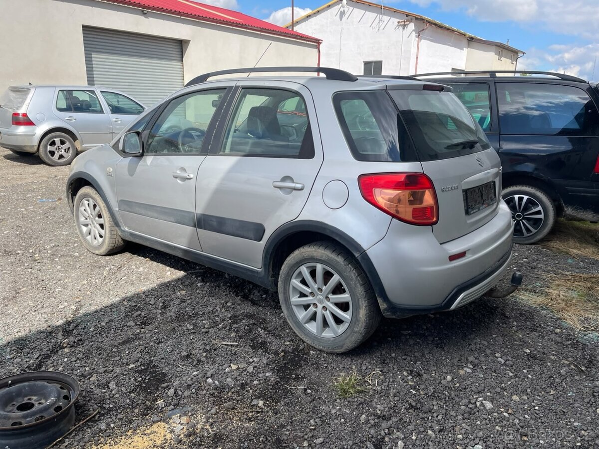 Suzuki SX4 - 2