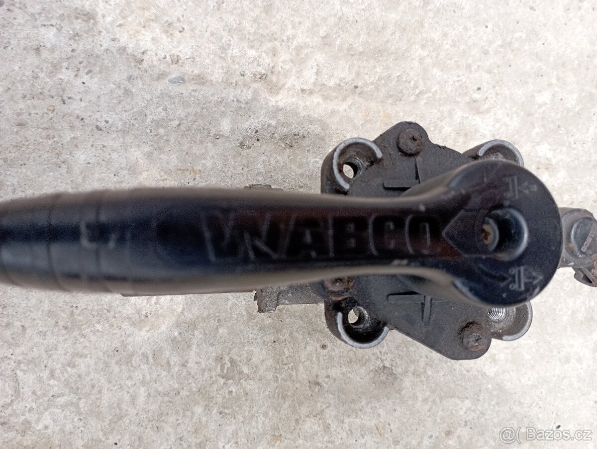 Ventil nadvihnutia návesu wabco - 2