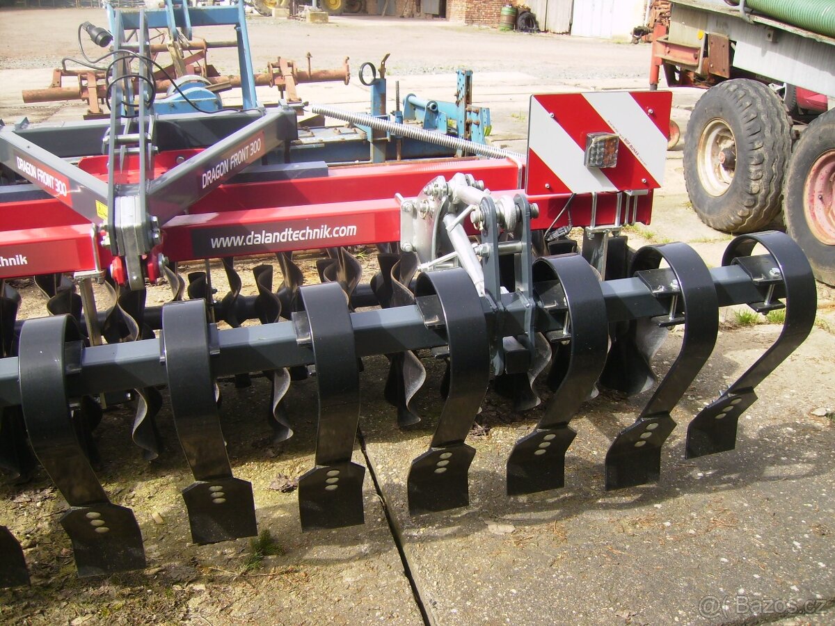 Diskový podmítač DRAGON Front se smykem 3 m . - 2