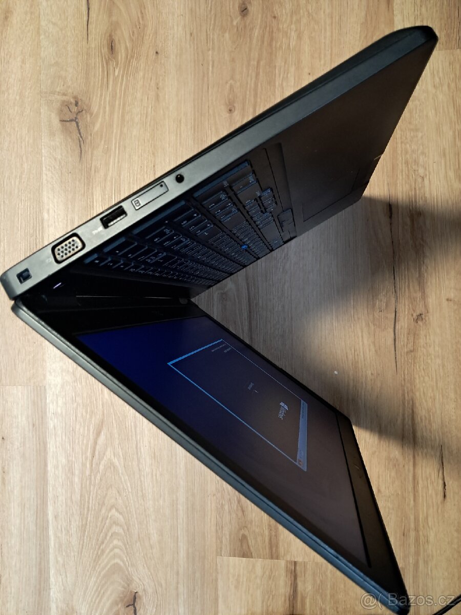 DELL Latitude 5580 - 2
