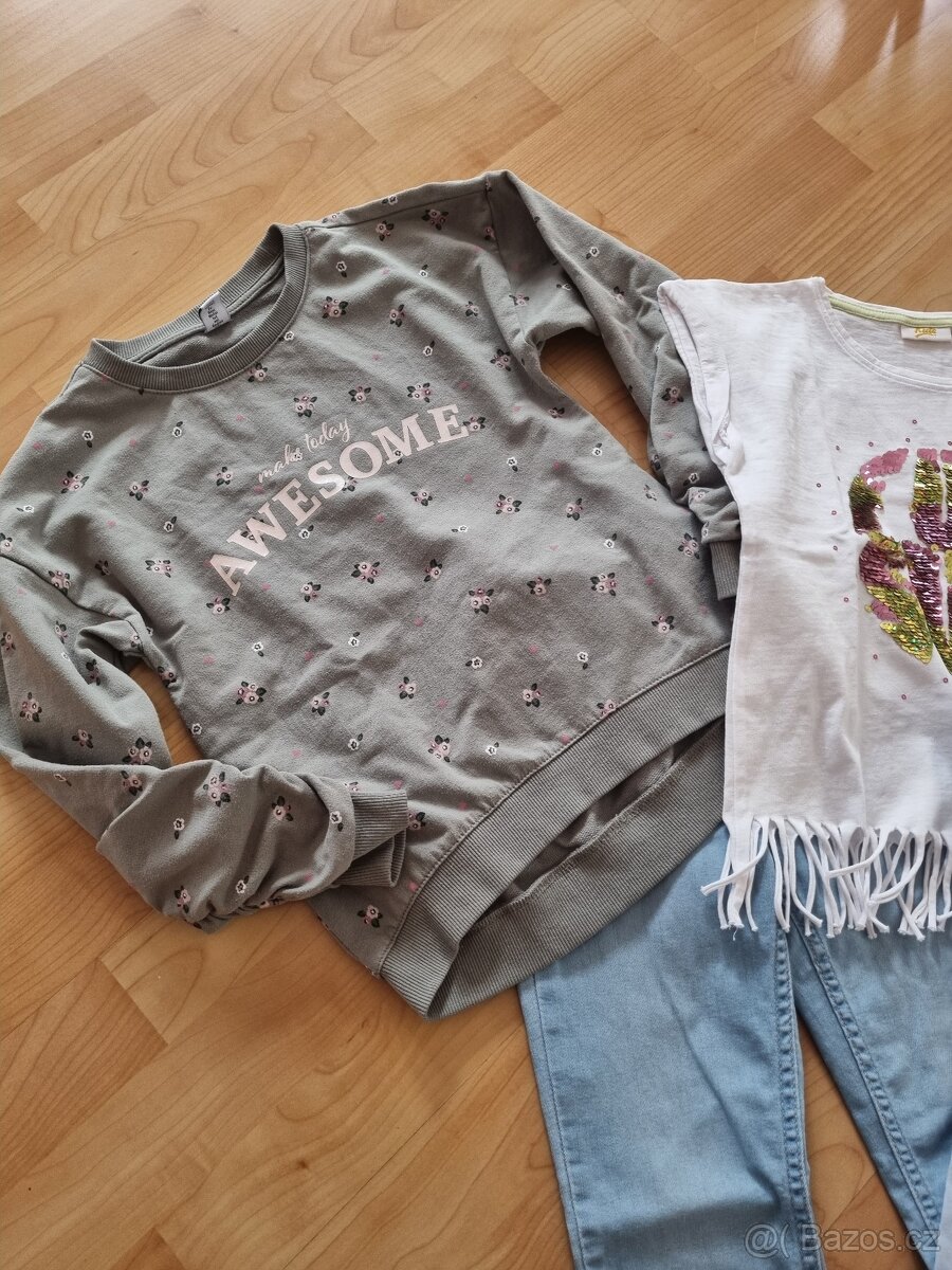 Holčičí set - vel. 128 - 2