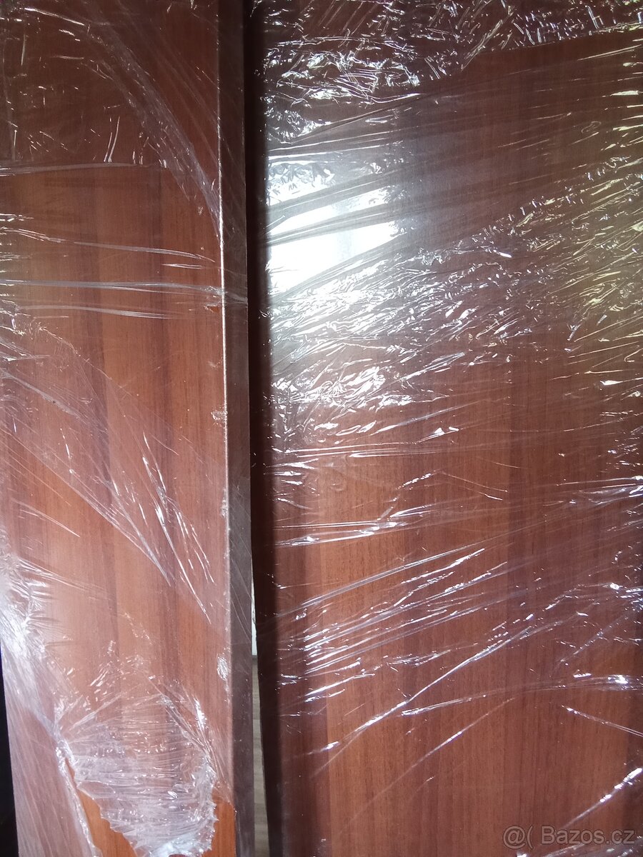 Postel dřevěná pěkná, dětská postýlka - 2