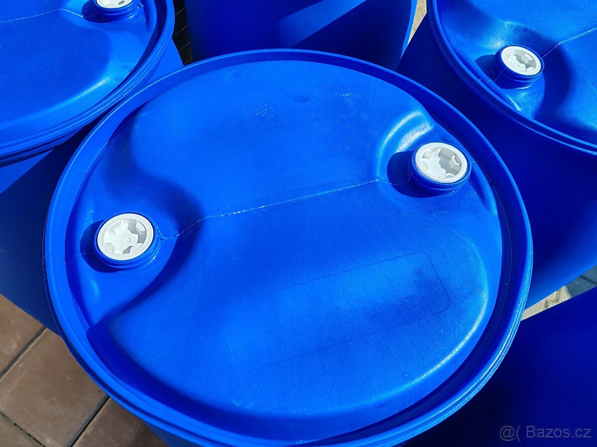 Plastový sud, Sudy z plastu, modré sudy - 2