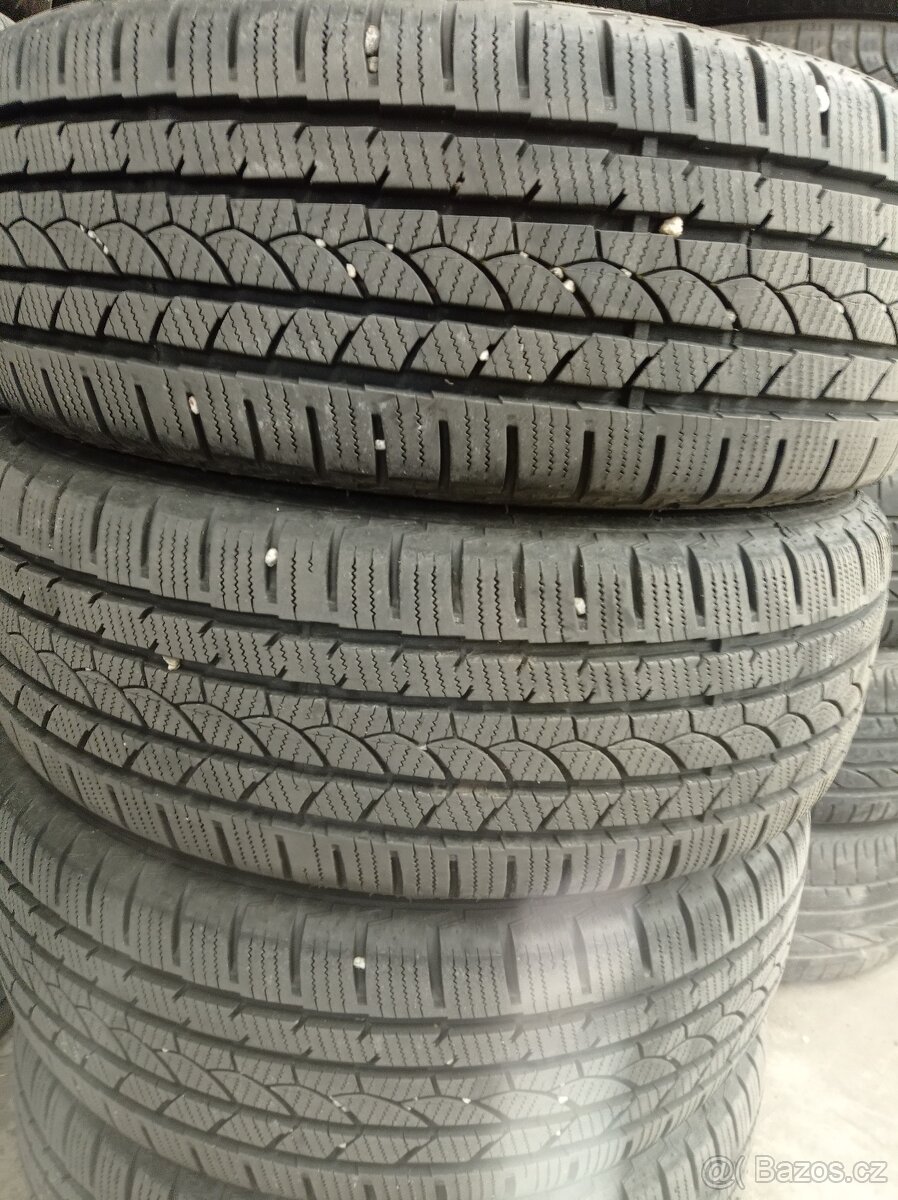 205/55r16 94V zimní 5x112 r16 střed. díra 57,1. Škoda, VW. - 2