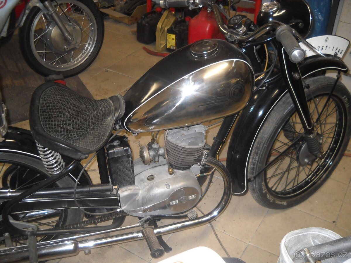 ČZ 125 T - 2