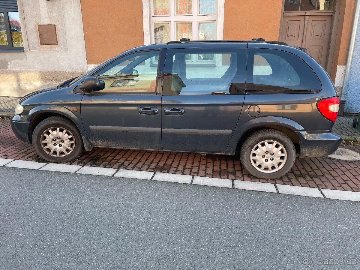 Chrysler Voyager - 2