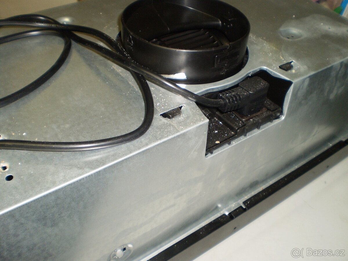 digestoř - Výsuvný odsavač par Whirlpool AKR 750 GK - 2