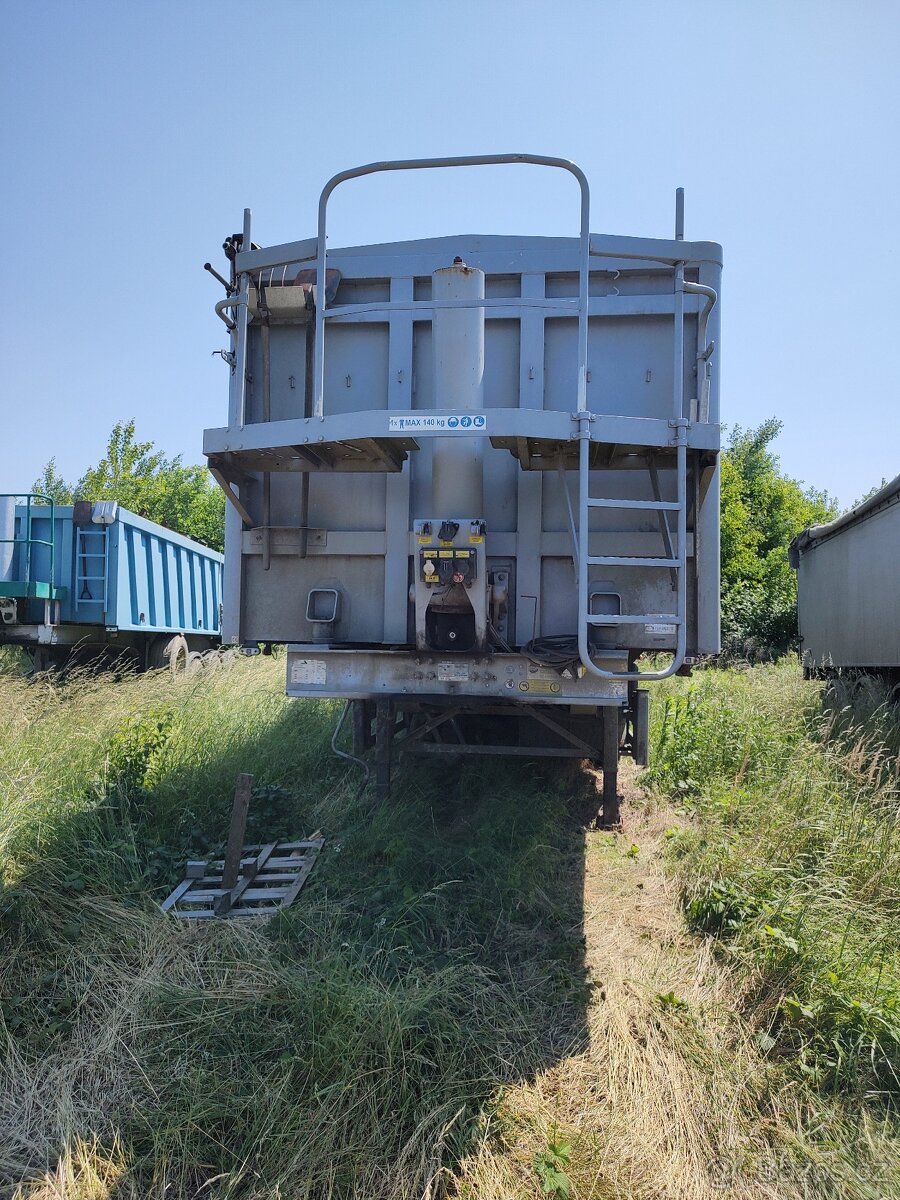 Prodám velkoobjemový návěs STAS traktorový r.v 2014 - 2