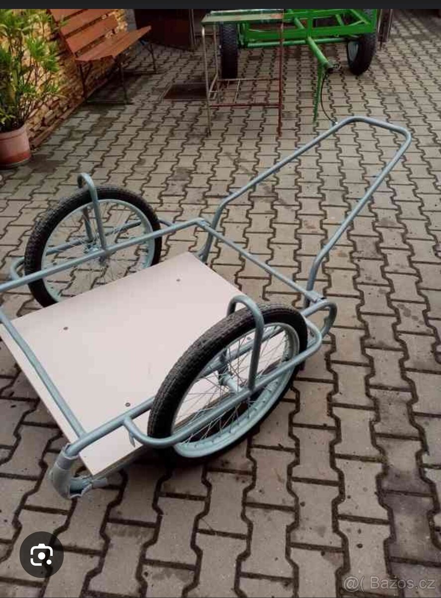 Dvoukolák kara karka - 2