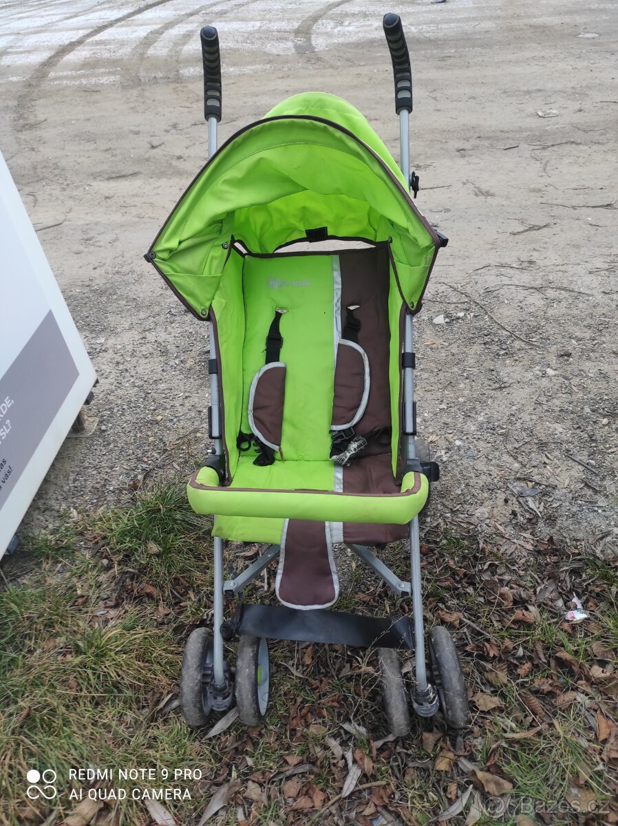 Daruji kočárek. Za odvoz - 2
