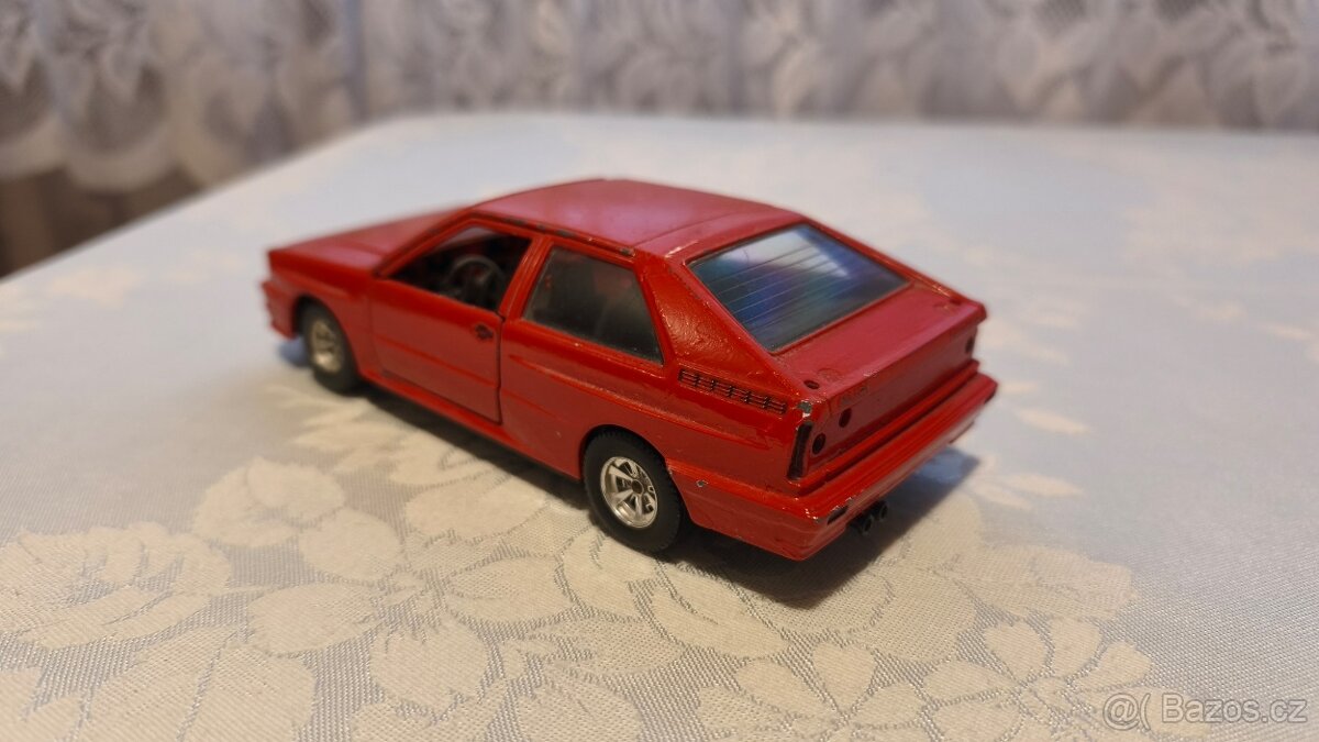 Audi Quattro 1:24 Bburago - - 2