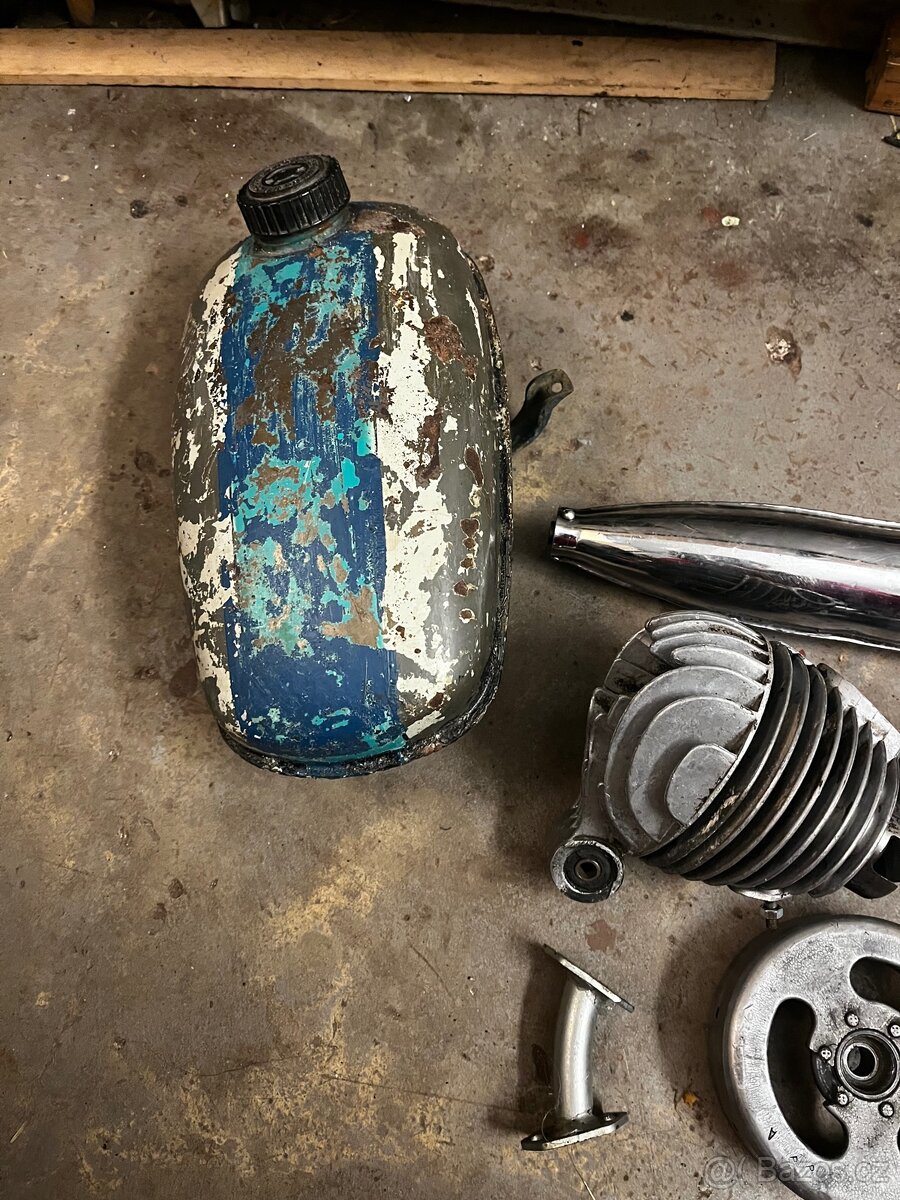 Stadion náhradní díly - 2