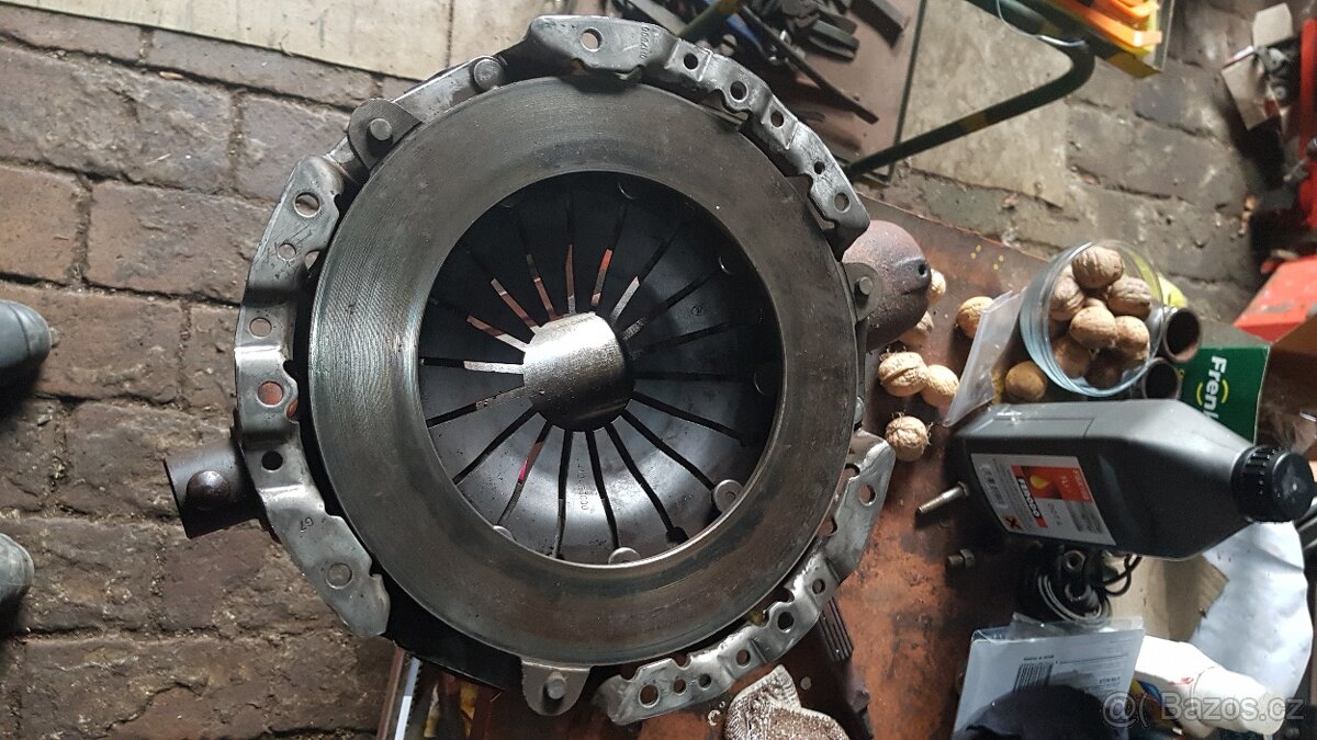 Sada spojky Nissan Navara D22 - 2