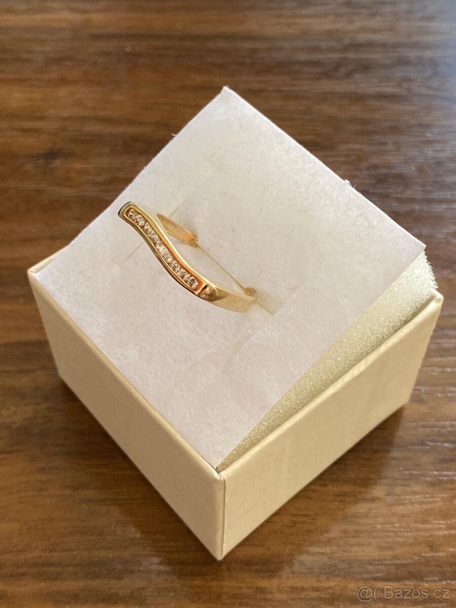 Zlatý dámský prsten - 2
