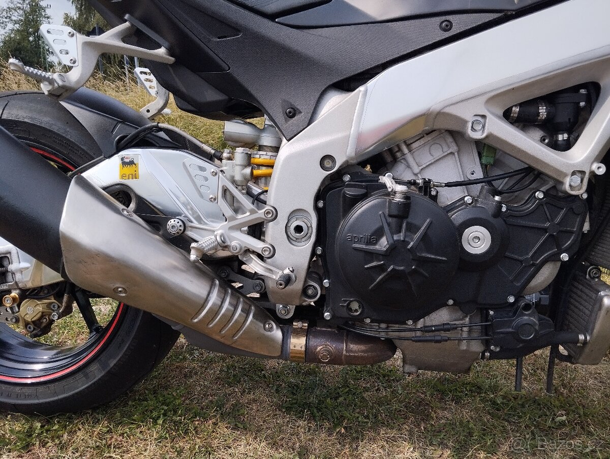 Aprilia Tuono V4 - 2