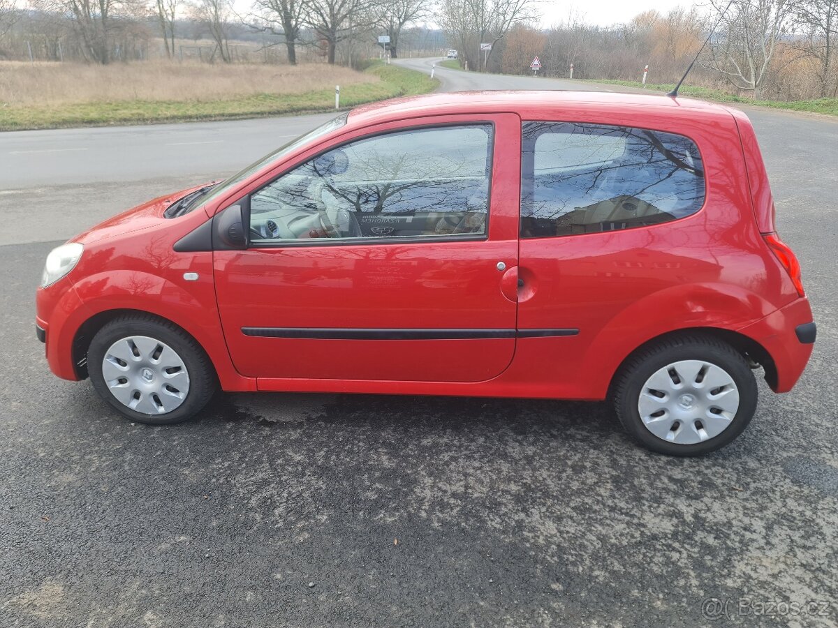 Renault Twingo 1.2 16V, 56kW, 3/2008, 1.majitel - 2