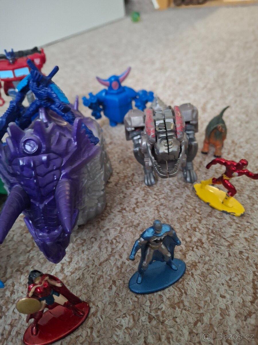 Sada figurek směs,transformers - 2