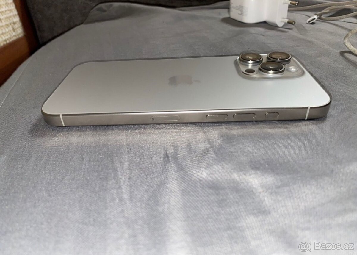 iPhone 16 Pro Max, 1 TB, SIM + eSIM - 2