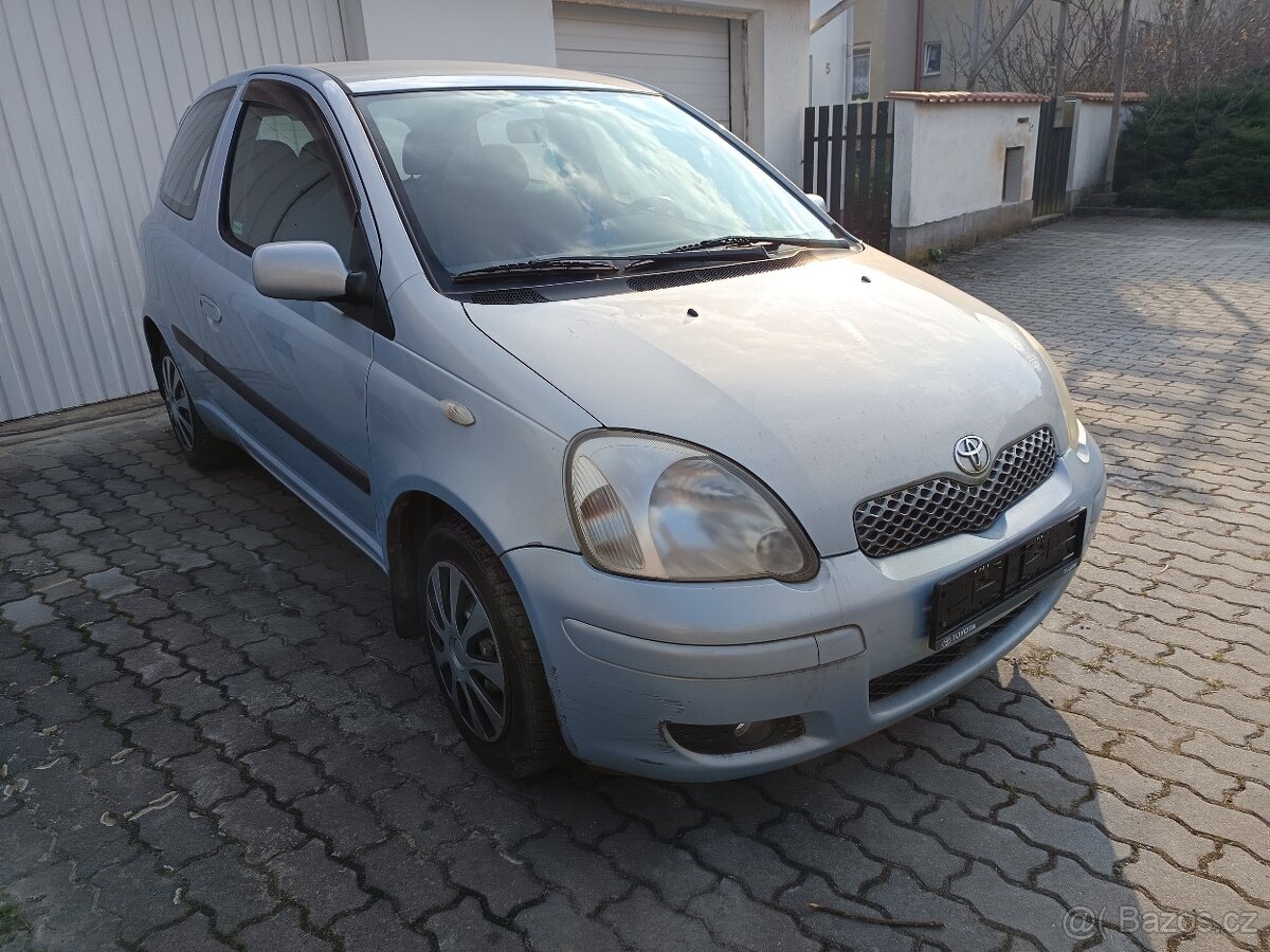 Toyota Yaris 1.0i - 2